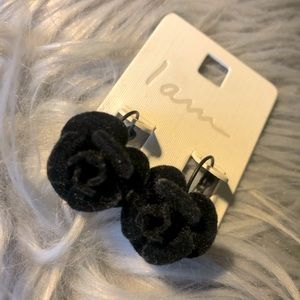NWT Velvety Rose Dangle Earrings